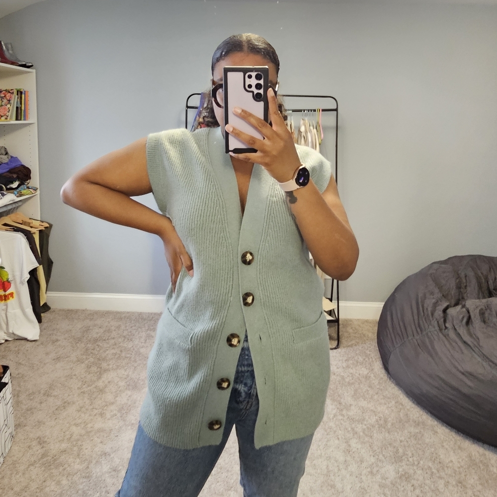 Zara Sleeveless Vest